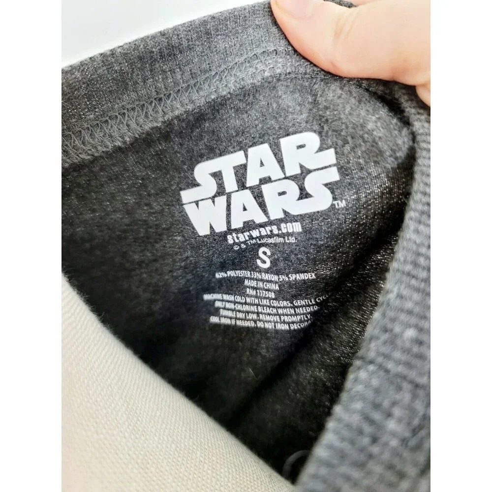 Star Wars The Mandalorian Child Baby Yoda Pullover Fleece Grey Sweatshirt Small - Picture 8 of 8